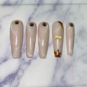 Nude Luxury Press on Nails
